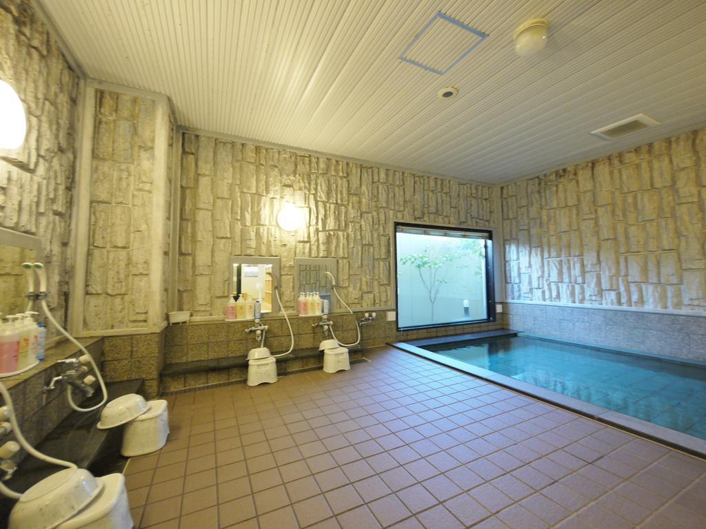Hotel Route-Inn Yonezawa Ekihigashi Bagian luar foto