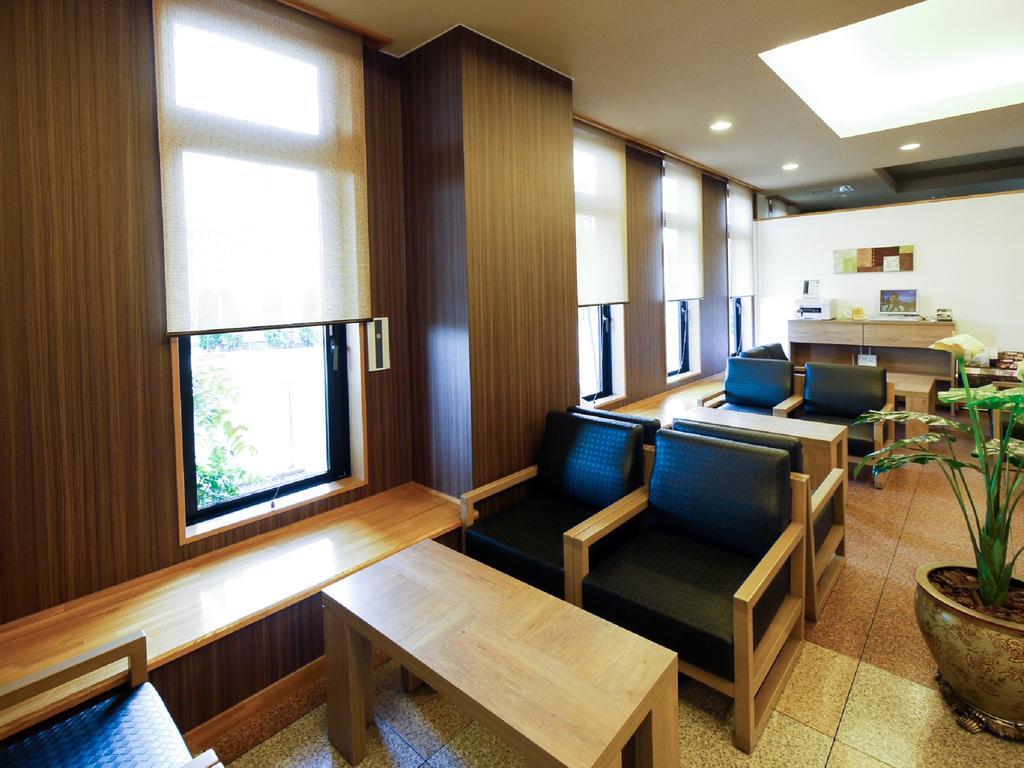 Hotel Route-Inn Yonezawa Ekihigashi Bagian luar foto