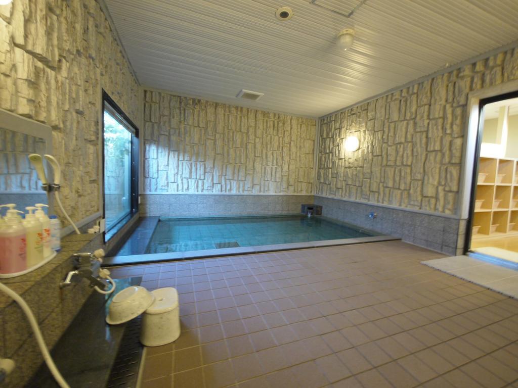 Hotel Route-Inn Yonezawa Ekihigashi Bagian luar foto