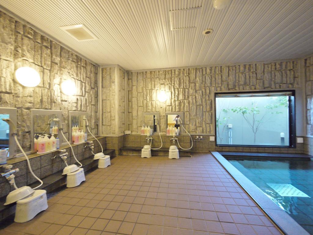 Hotel Route-Inn Yonezawa Ekihigashi Bagian luar foto